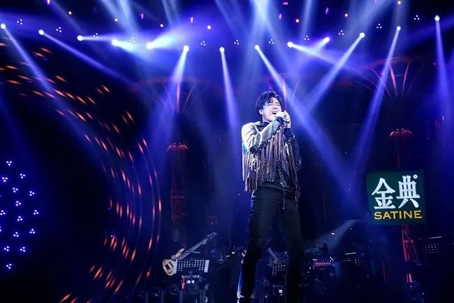 舞臺表演 舞臺表演